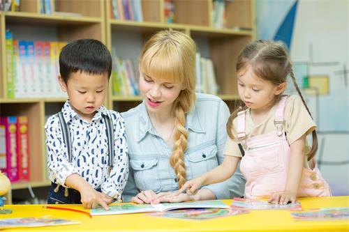 孩子应该怎样学习少儿英语口语比较好？